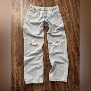 Levi’s Low Pro Straight light wash distressed Jeans